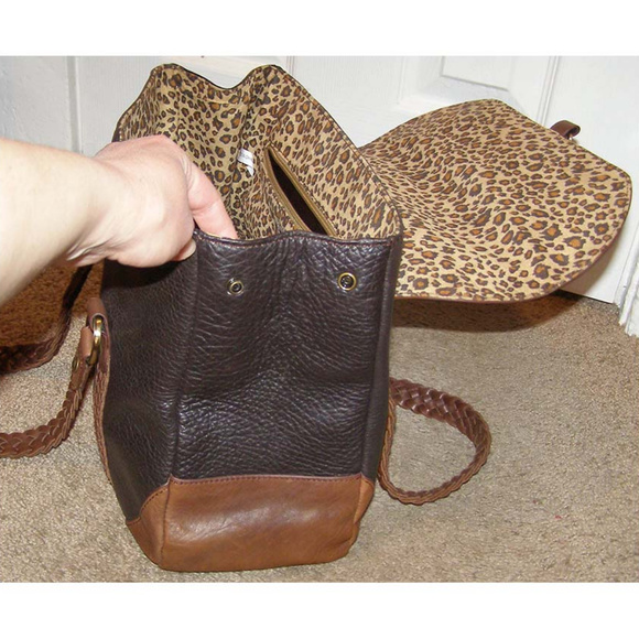 👜 NWT Rare Switch It by Nan Brown handbag with Shoulder Strap Classic - Picture 7 of 8